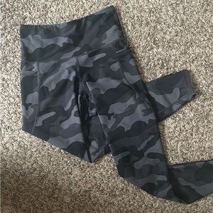 Old Navy Active Leggings